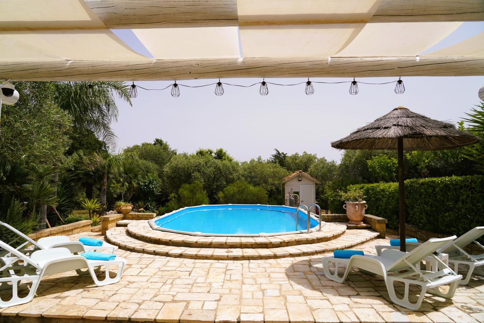 Villa Chanel confortevole villa con piscina e casa sull'albero per bambini Ostuni Esterno foto